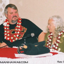 Noel Neill and John Field answer questions.